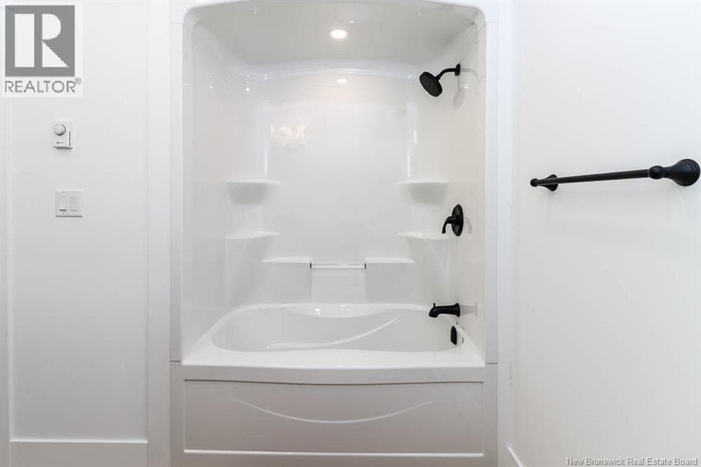 41 Downsview Drive, photo 32
