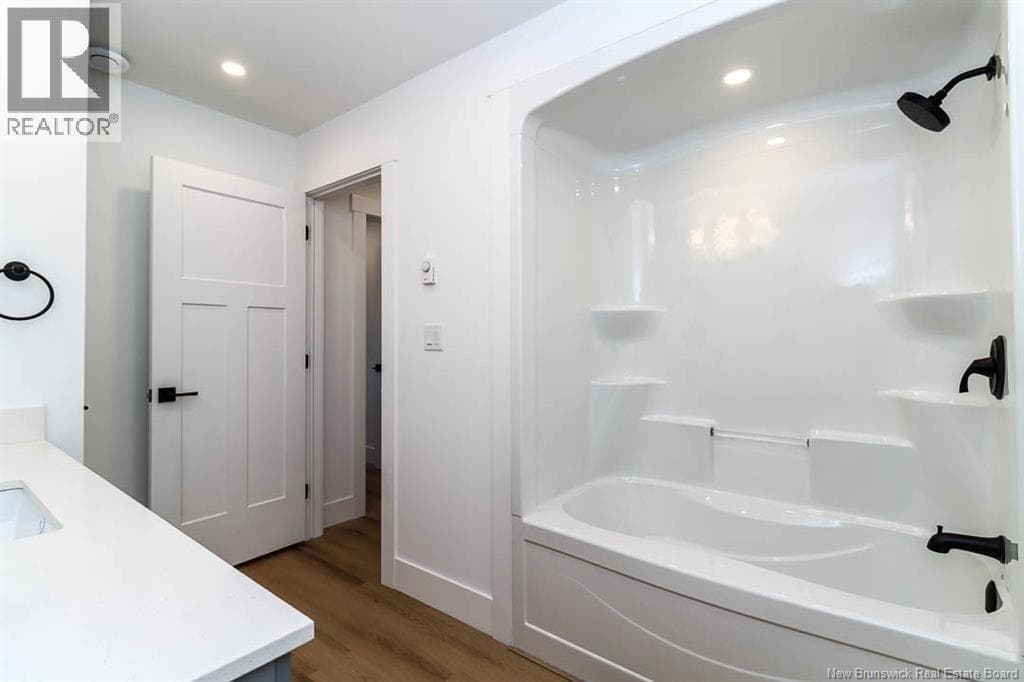 41 Downsview Drive, photo 31
