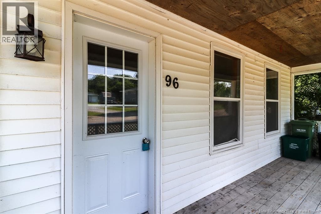 96 Main Street, photo 5