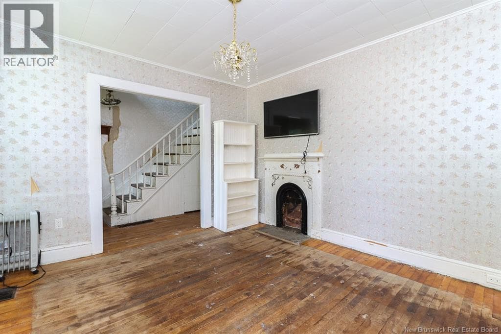 96 Main Street, photo 8