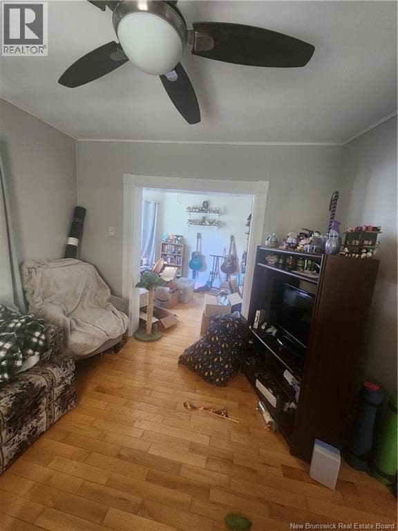 32 Langstroth Terrace, photo 9