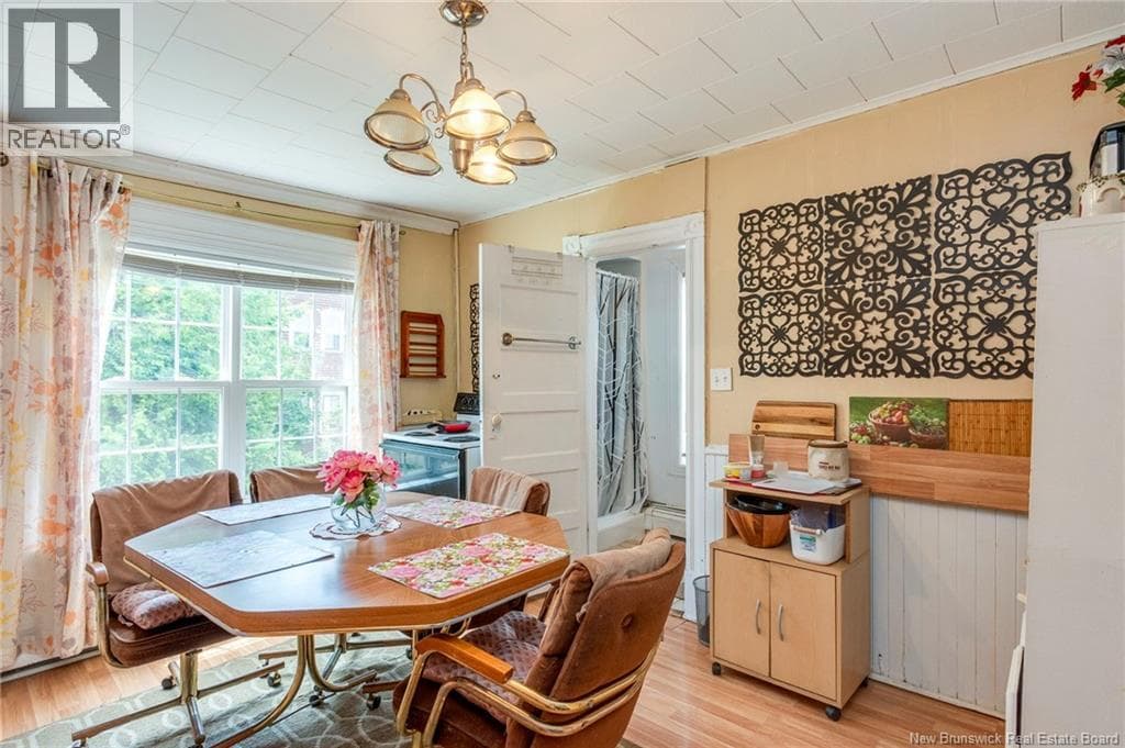130 Visart Street, photo 20