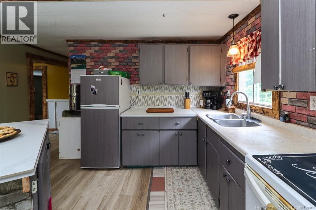 7259 Route 102, photo 8