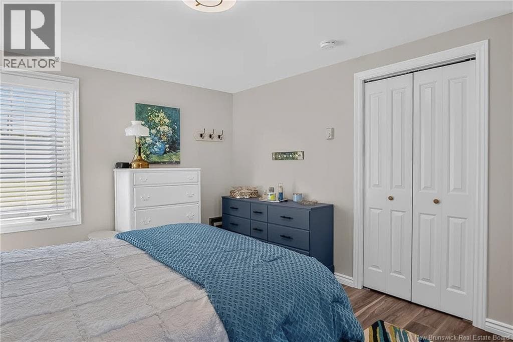 30 Violet Street, photo 17
