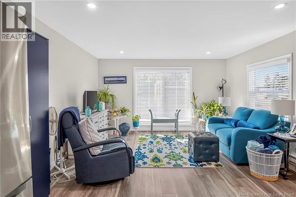 30 Violet Street, photo 8
