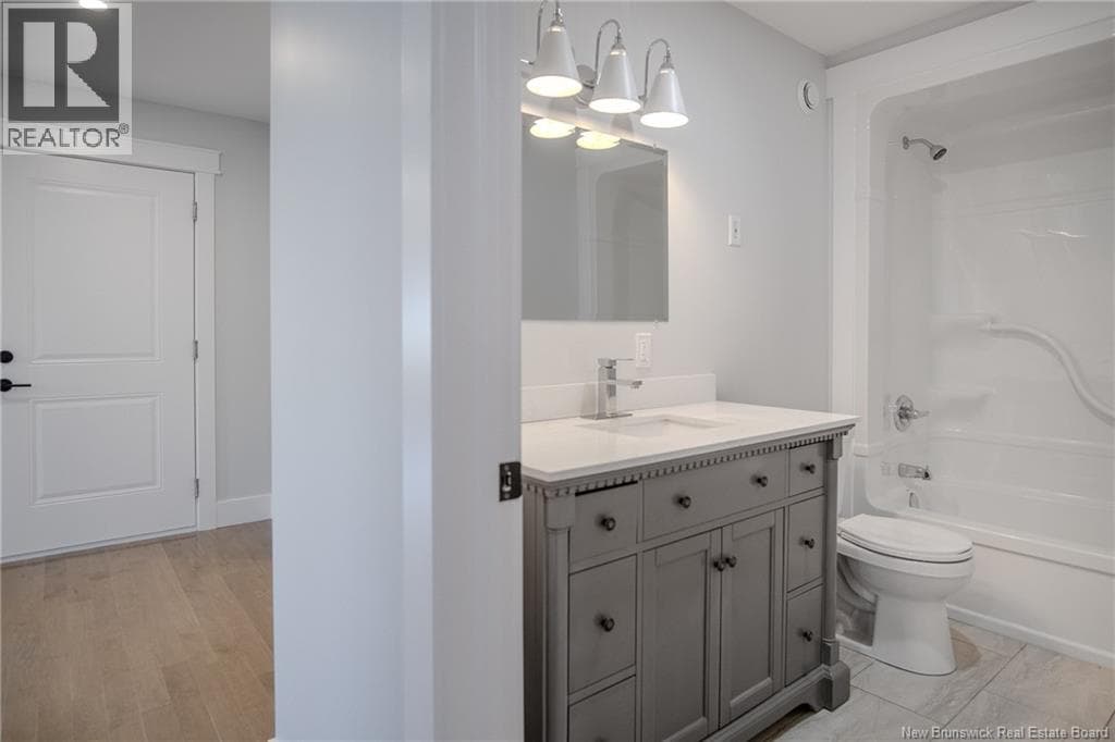 329 Hampton Road, photo 17
