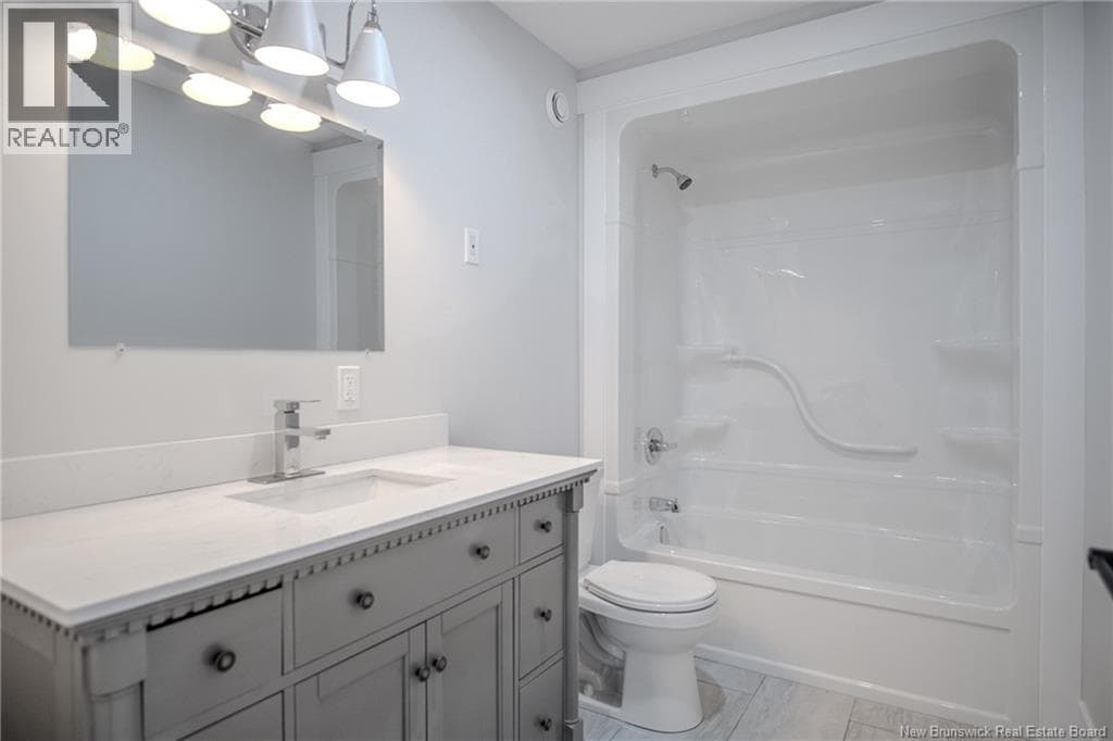 329 Hampton Road, photo 18