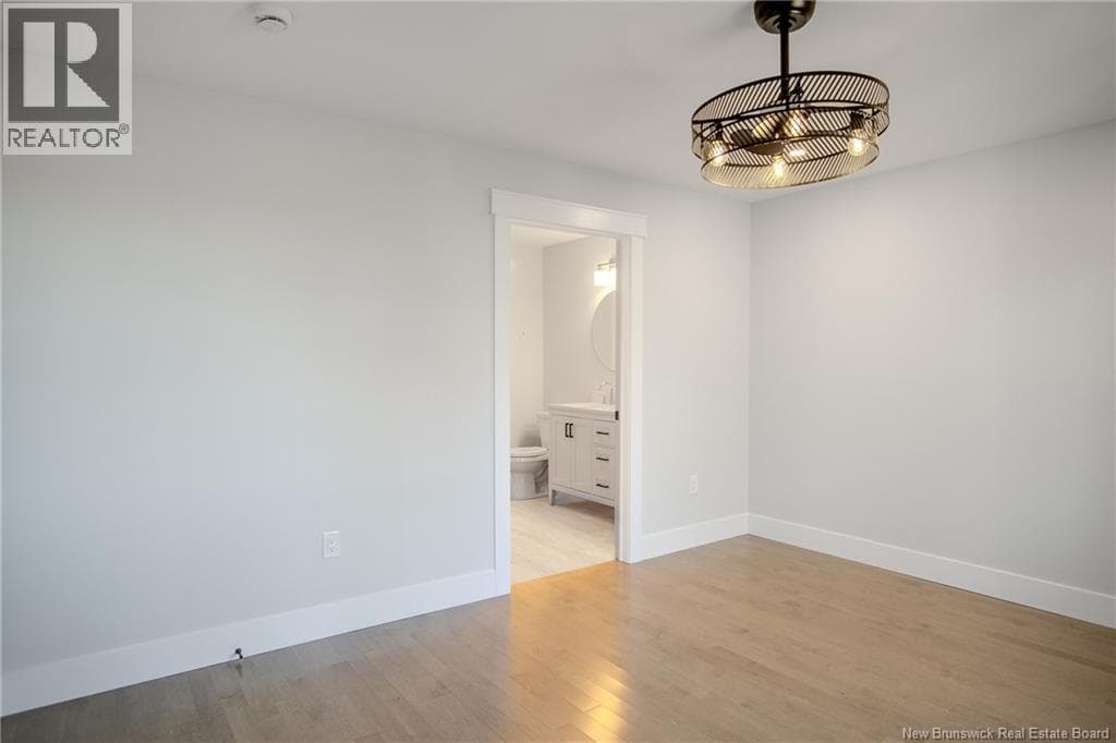 329 Hampton Road, photo 28