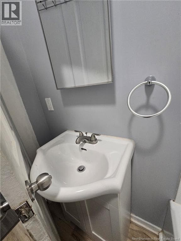 57 Newman Street, photo 9