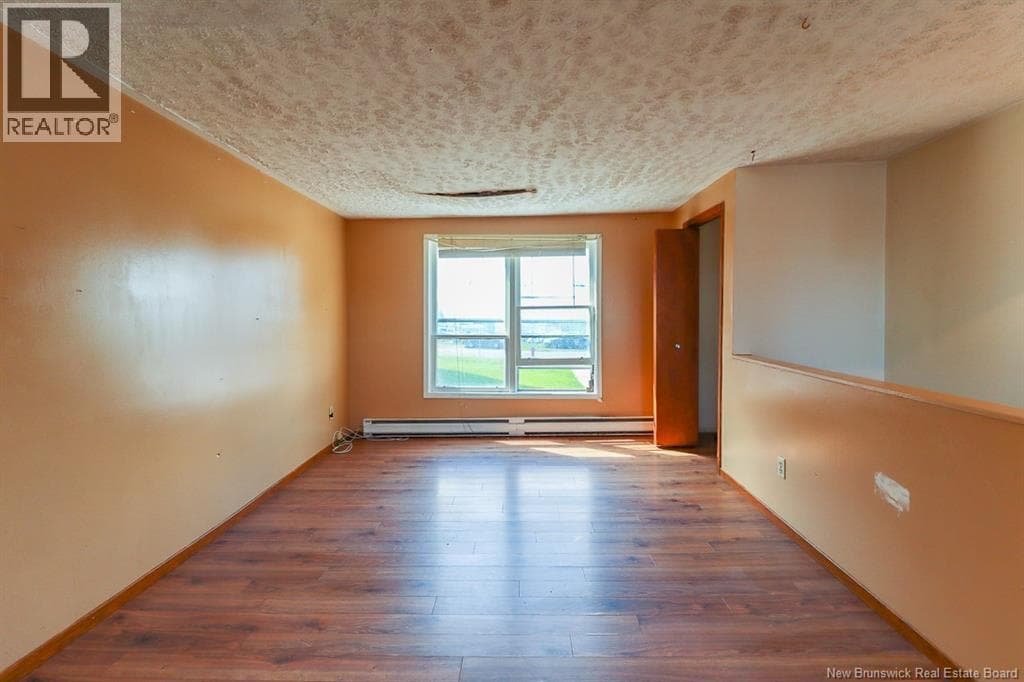 304 Carmarthen Street, photo 21