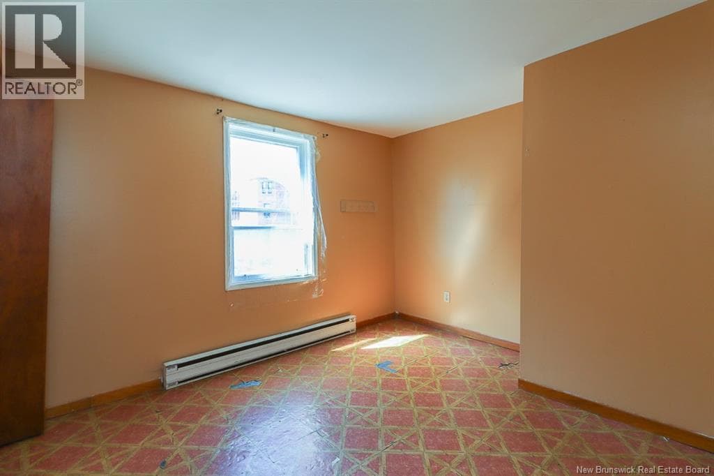 304 Carmarthen Street, photo 33