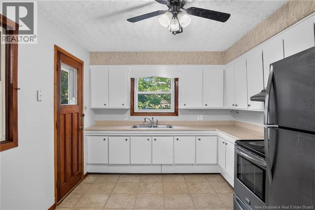 19 Woodward Avenue, photo 10