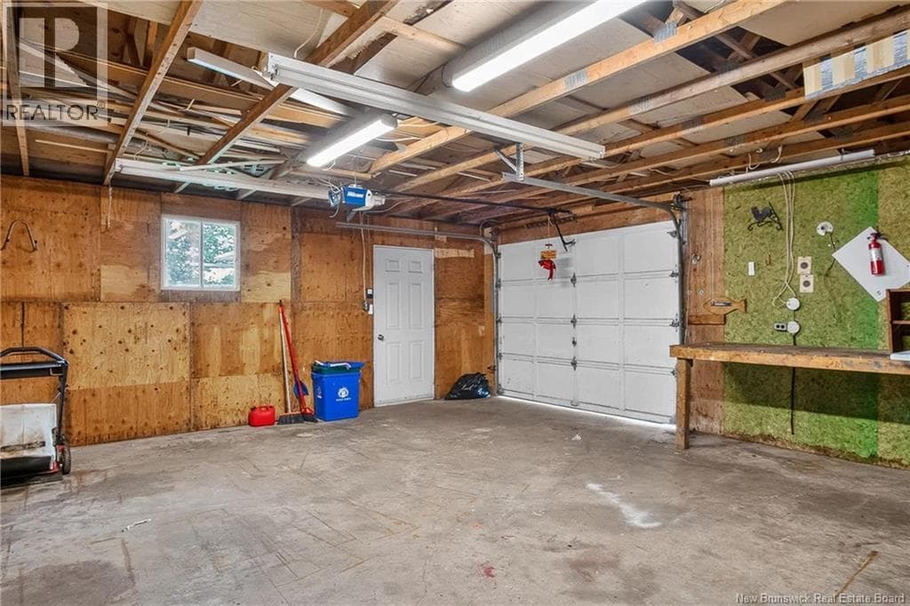19 Woodward Avenue, photo 33