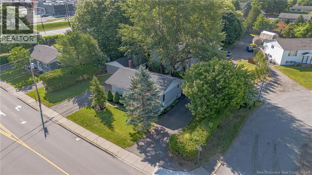 19 Woodward Avenue, photo 37
