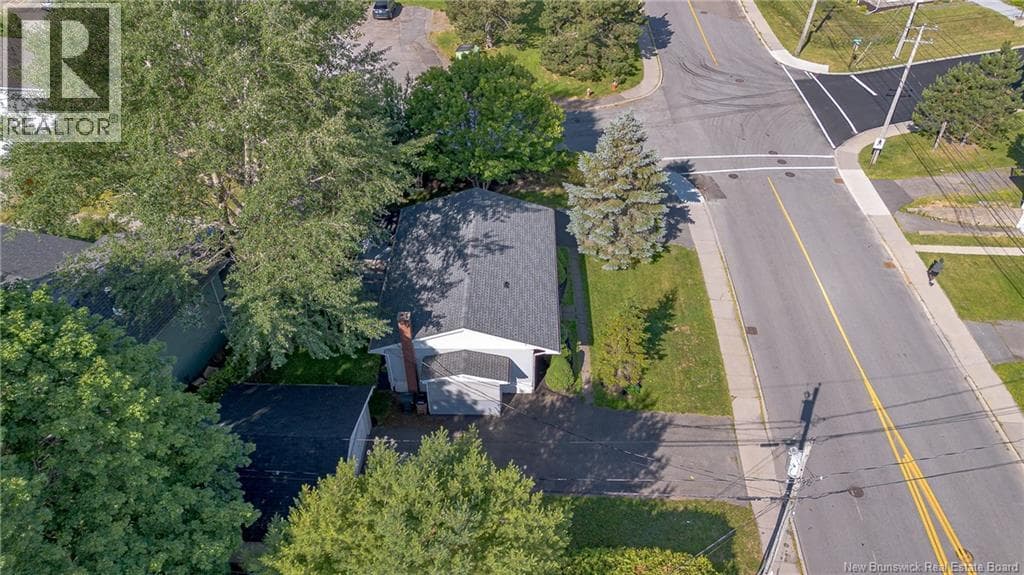19 Woodward Avenue, photo 41
