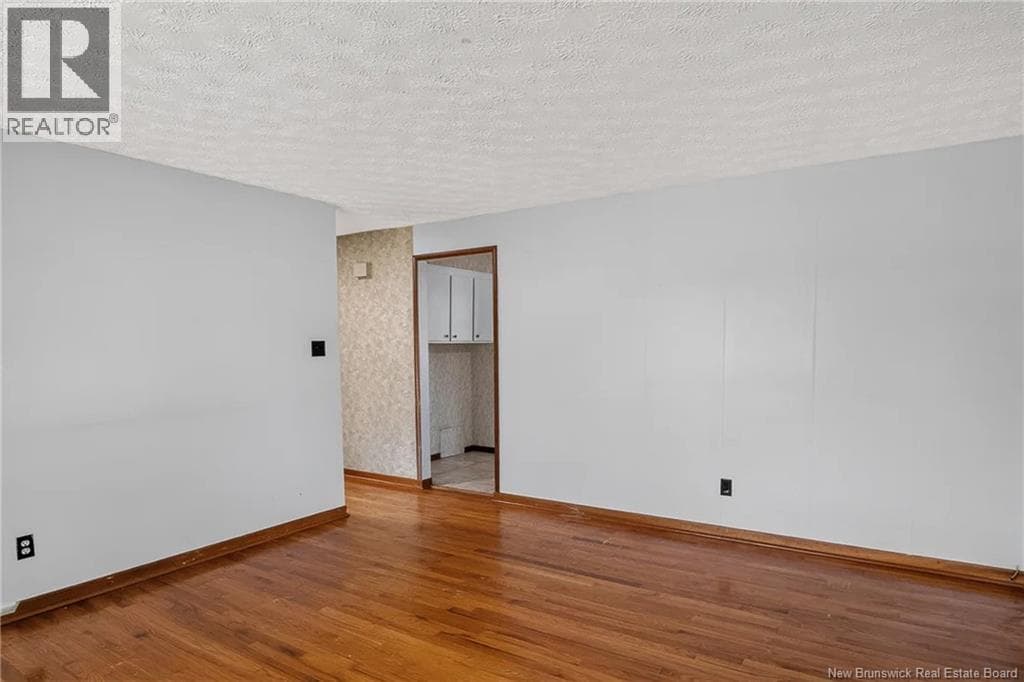 19 Woodward Avenue, photo 9