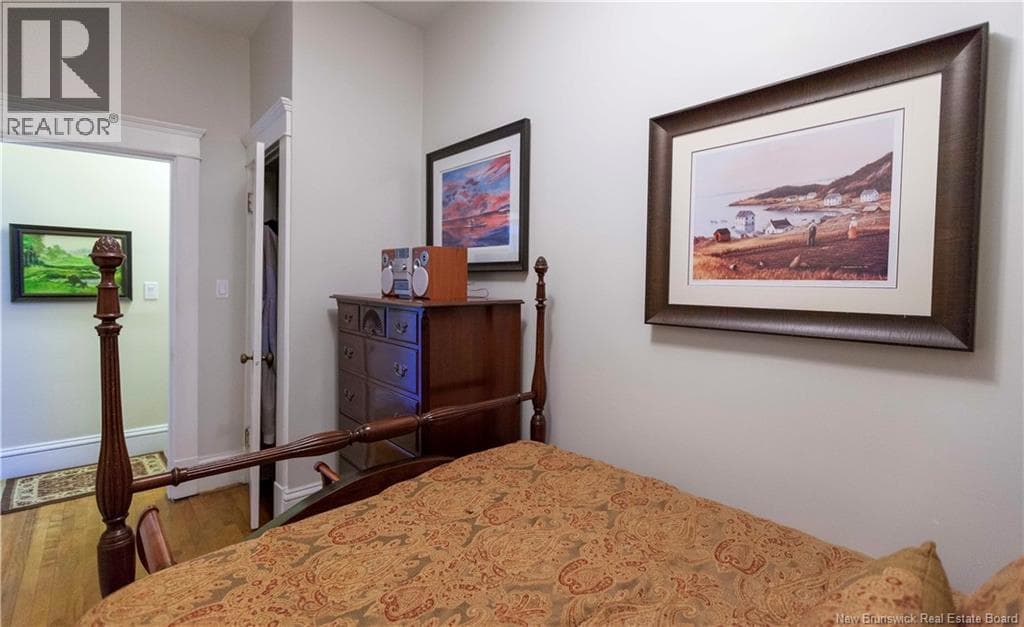 105 Carmarthen Street, photo 38