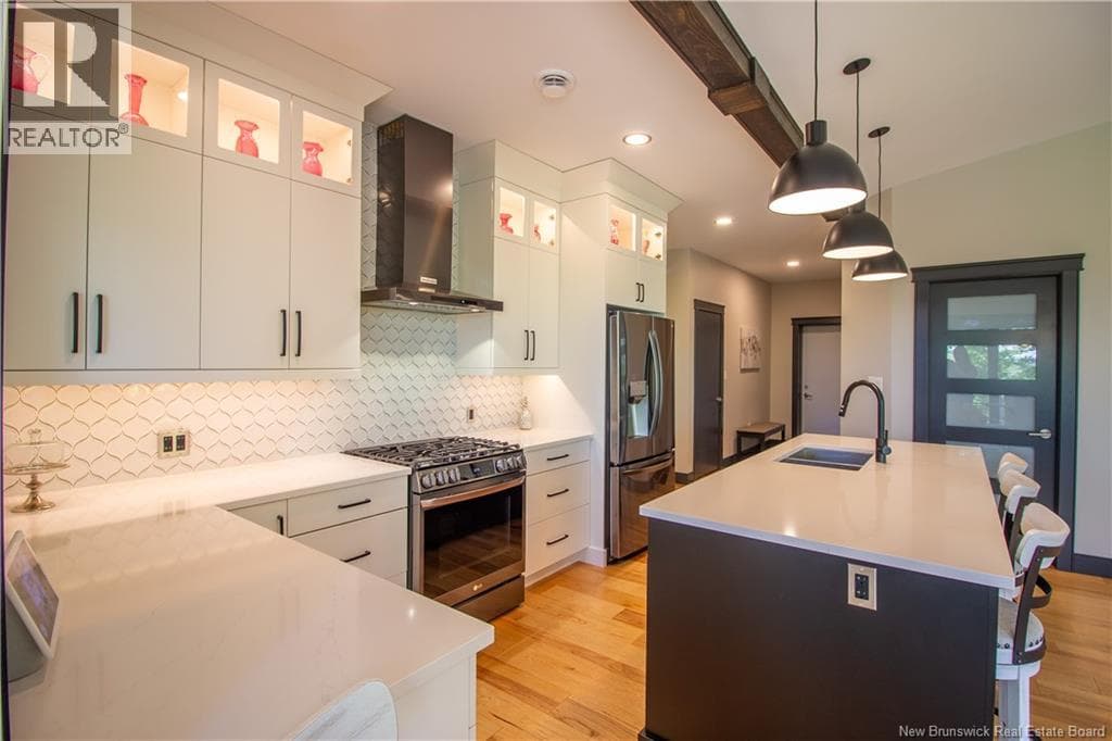 11 Robert Ross Boulevard, photo 18