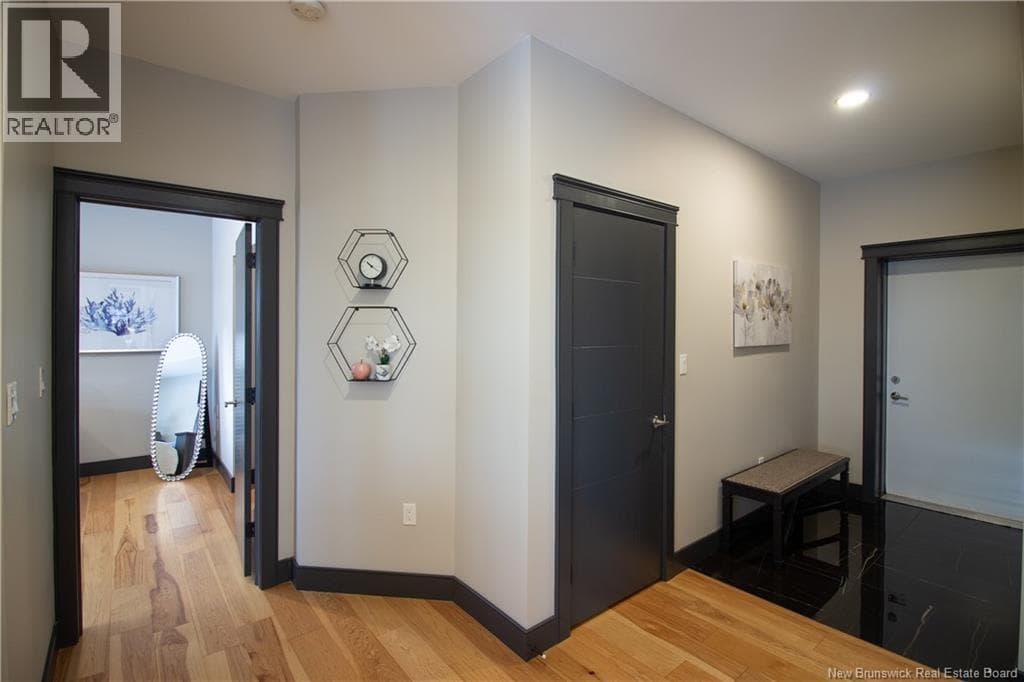 11 Robert Ross Boulevard, photo 23