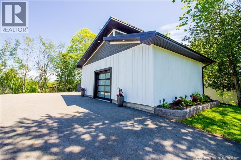 11 Robert Ross Boulevard, photo 4