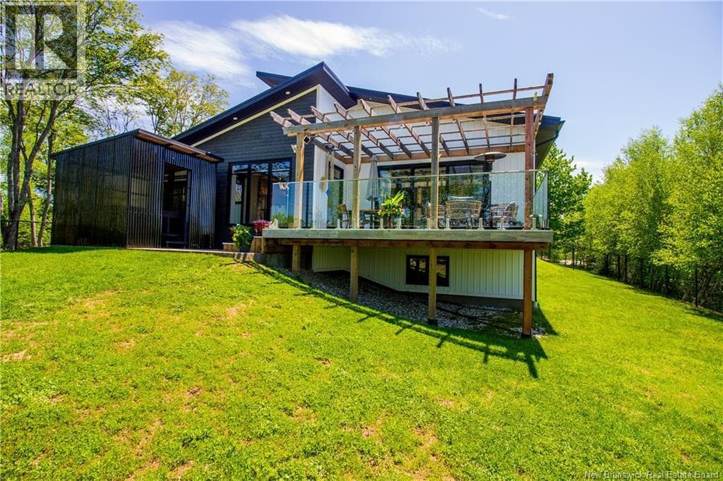 11 Robert Ross Boulevard, photo 41