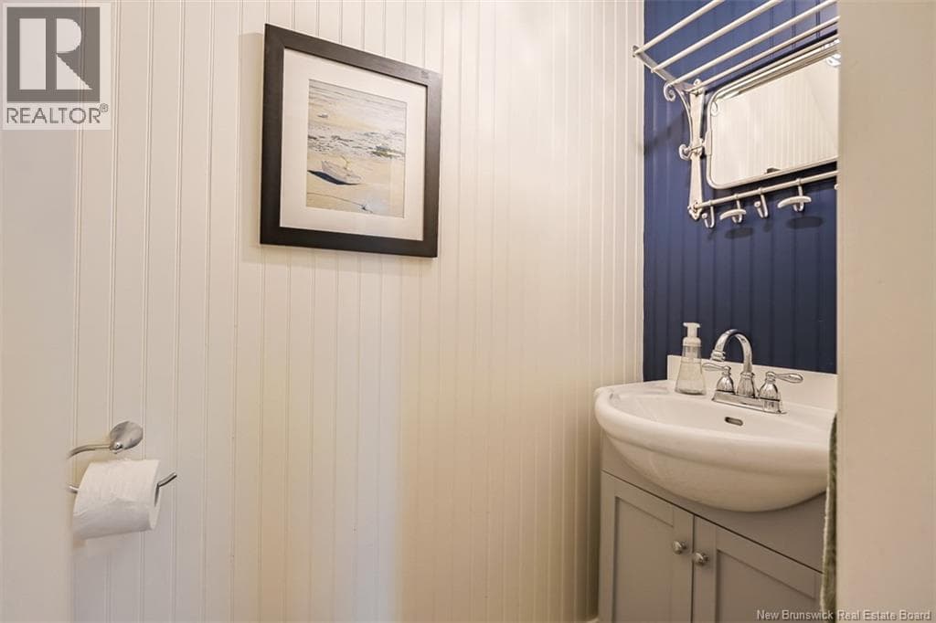 325 St James Street West, photo 20