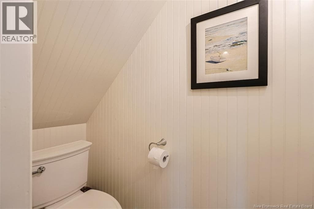 325 St James Street West, photo 21