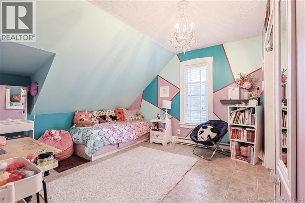 325 St James Street West, photo 30