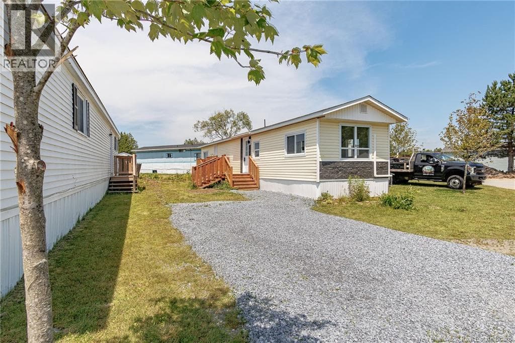 19 Gull Street