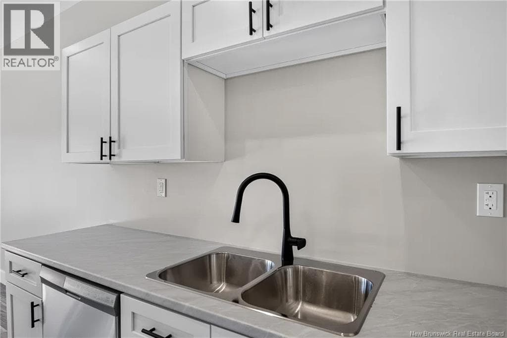 B Oakhill Crescent, photo 22