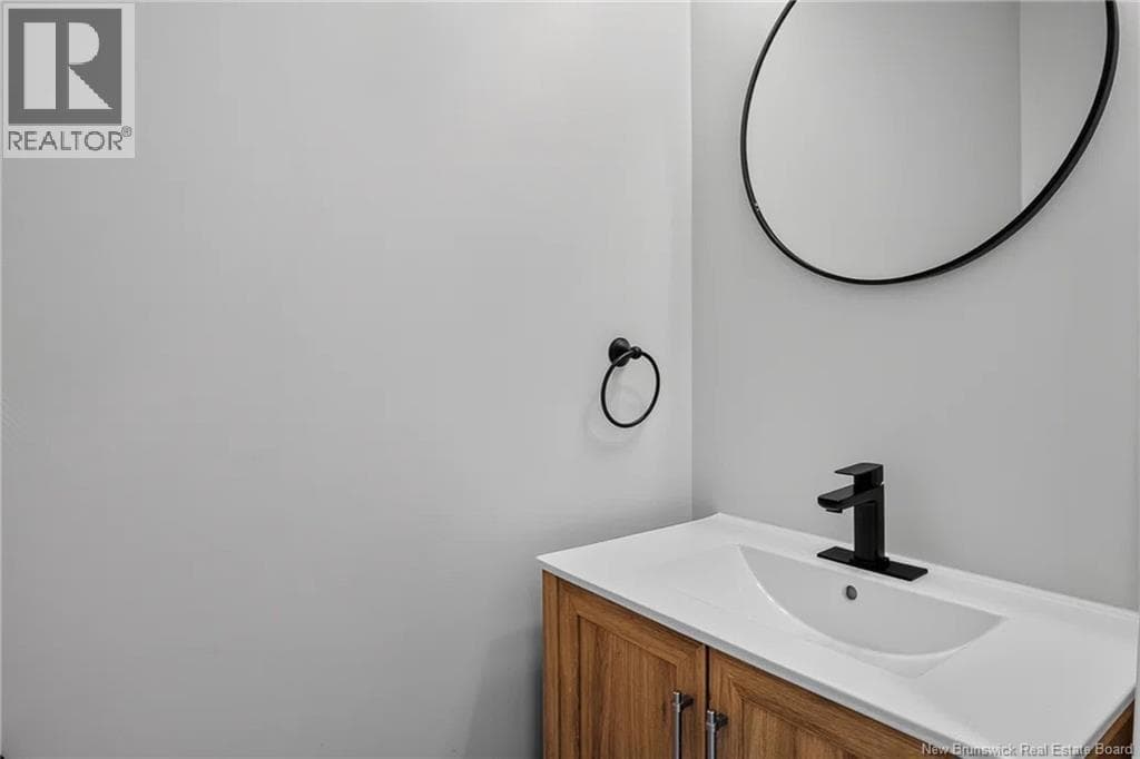 B Oakhill Crescent, photo 24