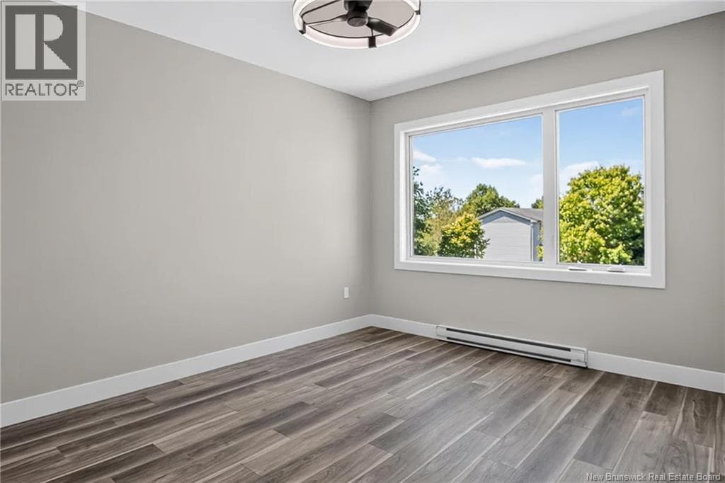 B Oakhill Crescent, photo 29
