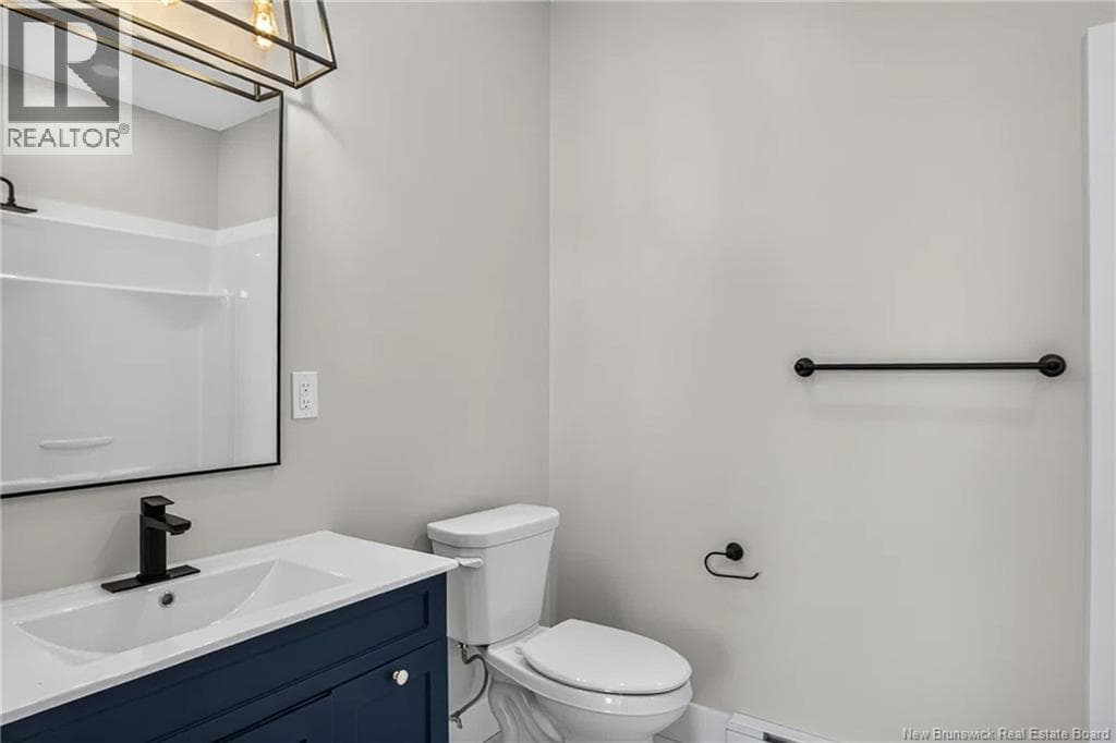 B Oakhill Crescent, photo 32