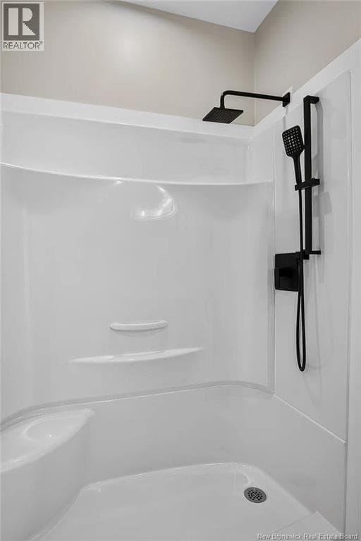 B Oakhill Crescent, photo 35