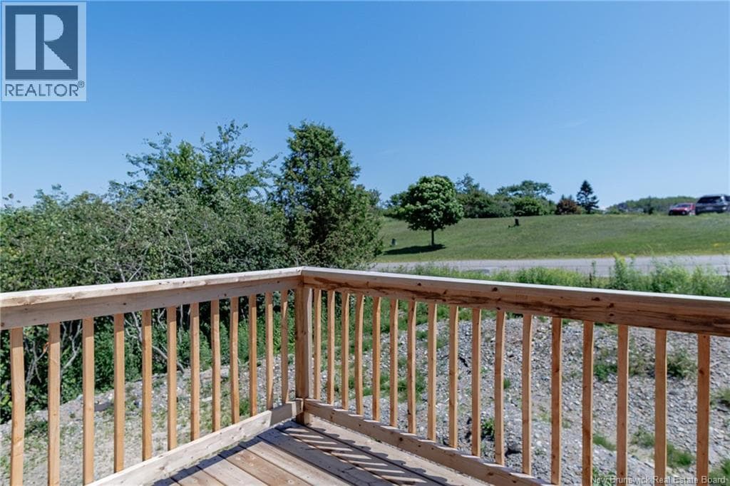 B Oakhill Crescent, photo 37