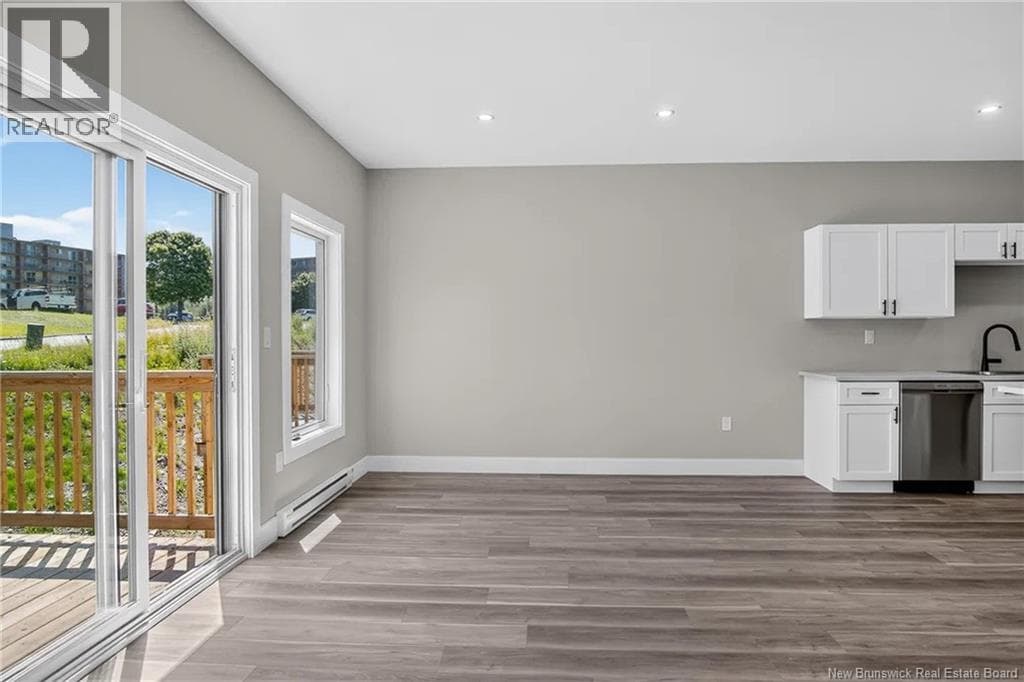 A Oakhill Crescent, photo 16