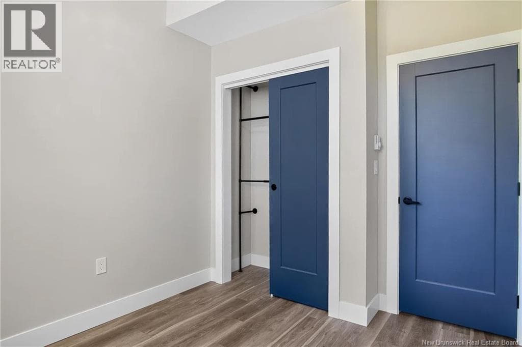 A Oakhill Crescent, photo 9