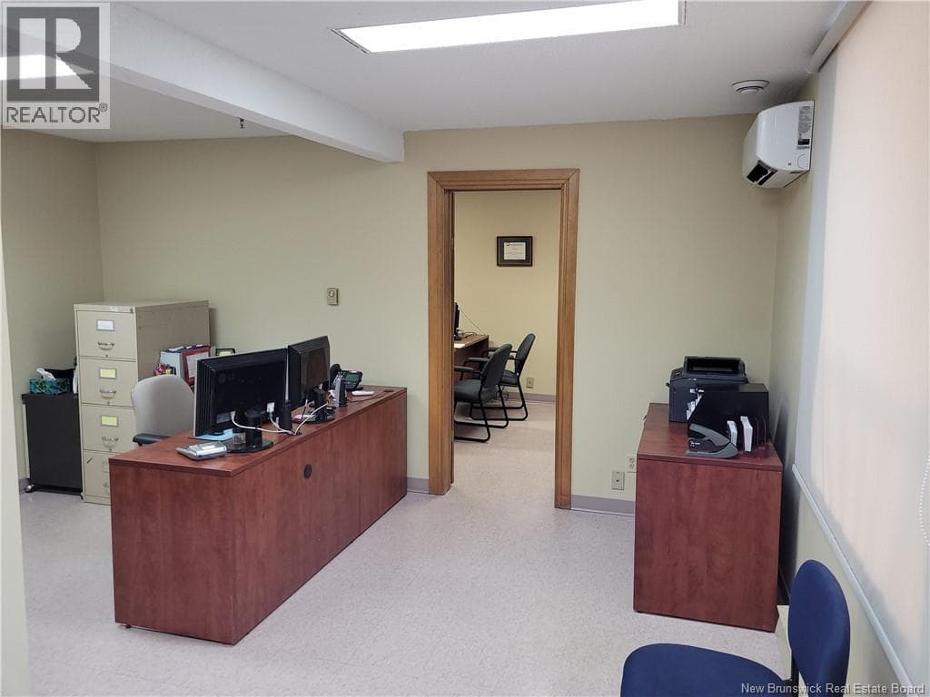 48 Hatheway Crescent, photo 5