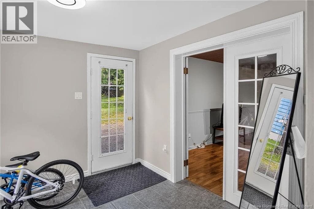 18 Forest Road, photo 20