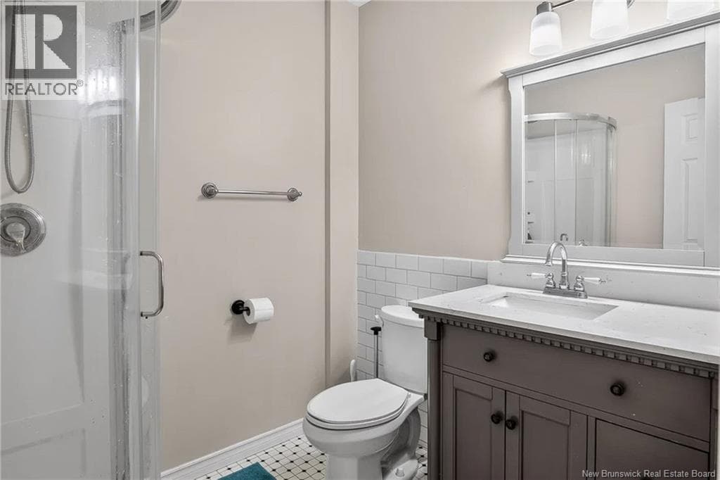 18 Forest Road, photo 30