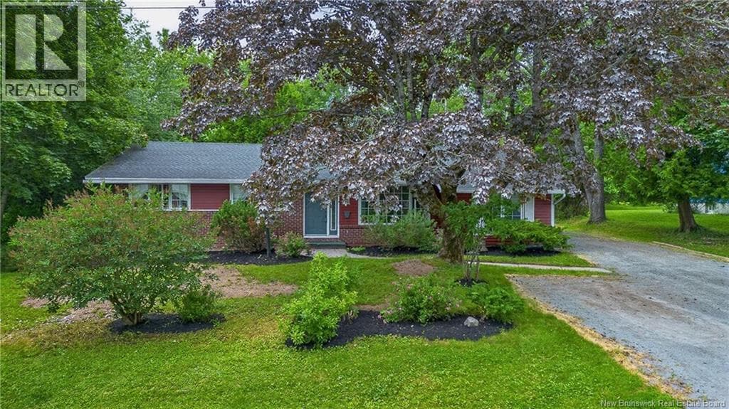 18 Forest Road, photo 4