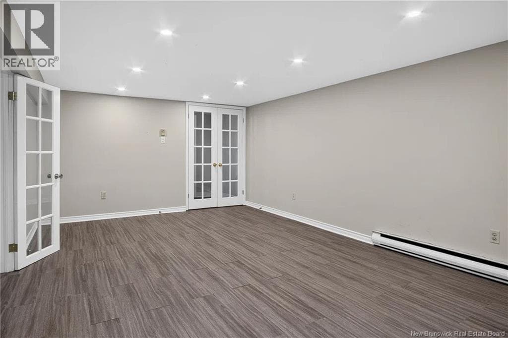 18 Forest Road, photo 34