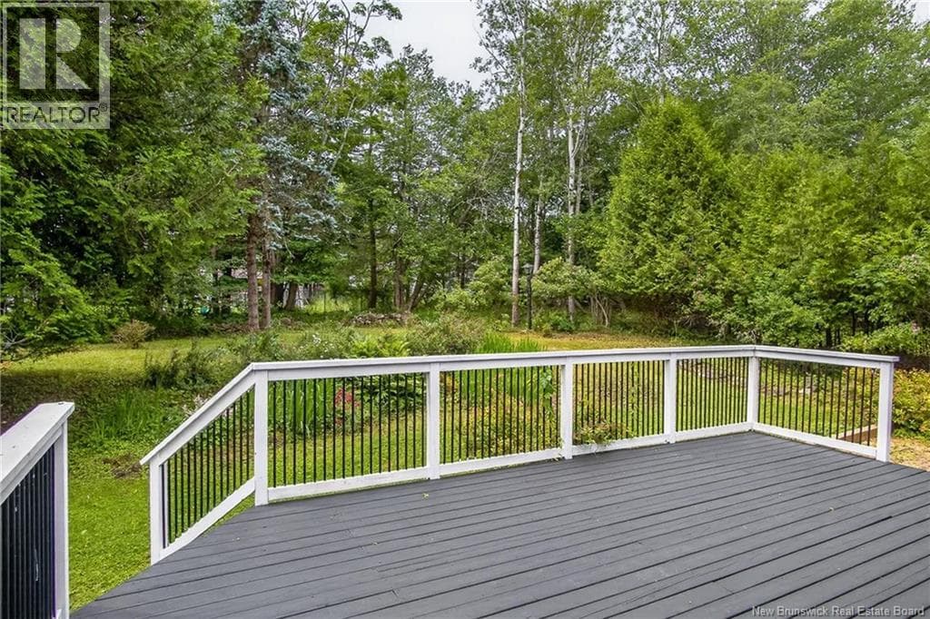18 Forest Road, photo 45