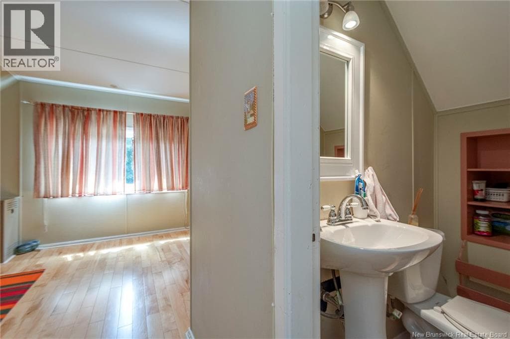 19 Seely Street, photo 39