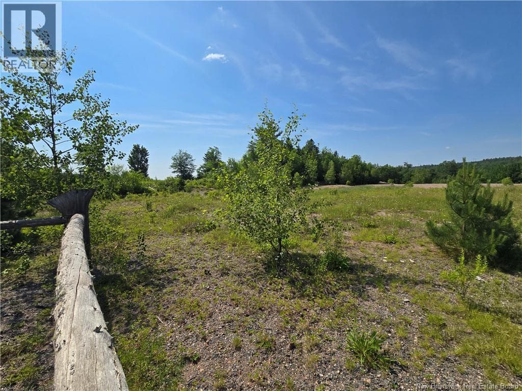 12 Beverly Lane, photo 2
