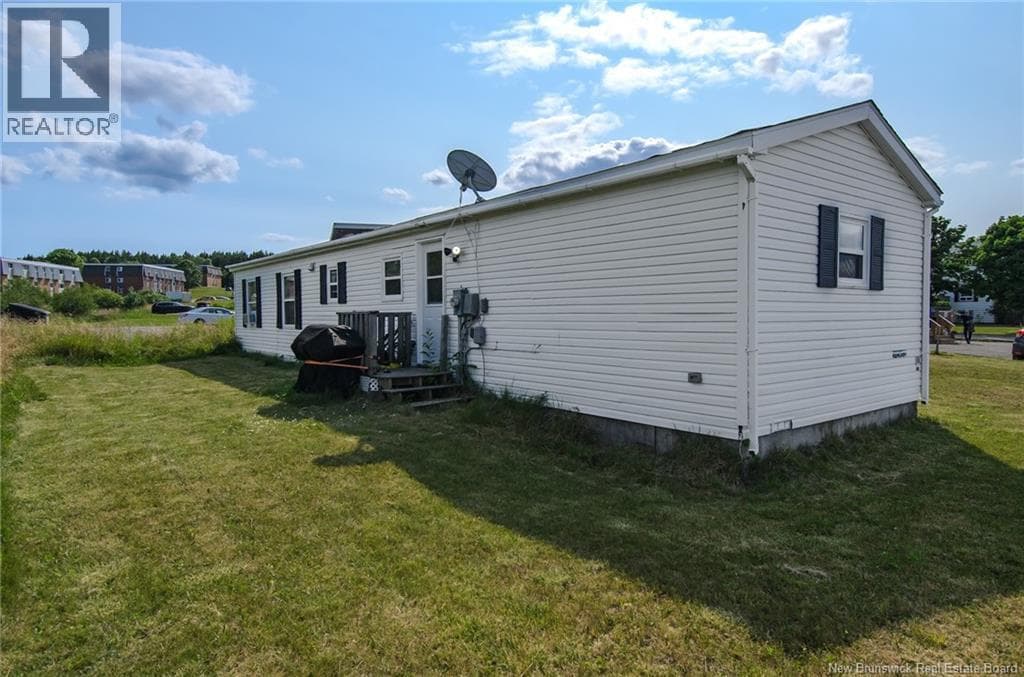 558 BONITA Avenue, photo 6