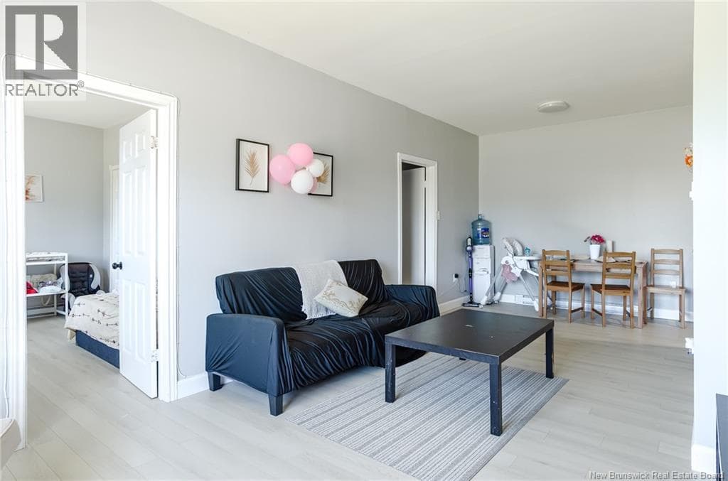 558 BONITA Avenue, photo 19