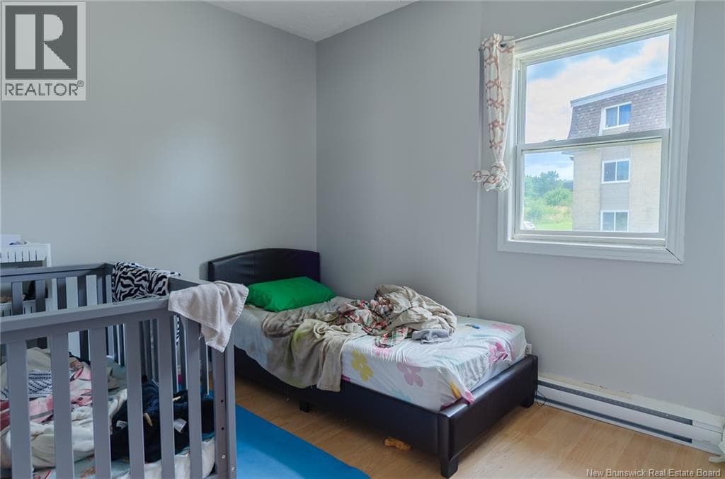 558 BONITA Avenue, photo 36