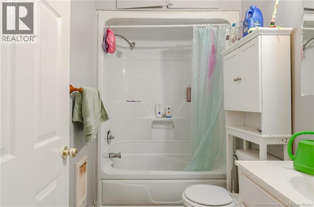 558 BONITA Avenue, photo 37