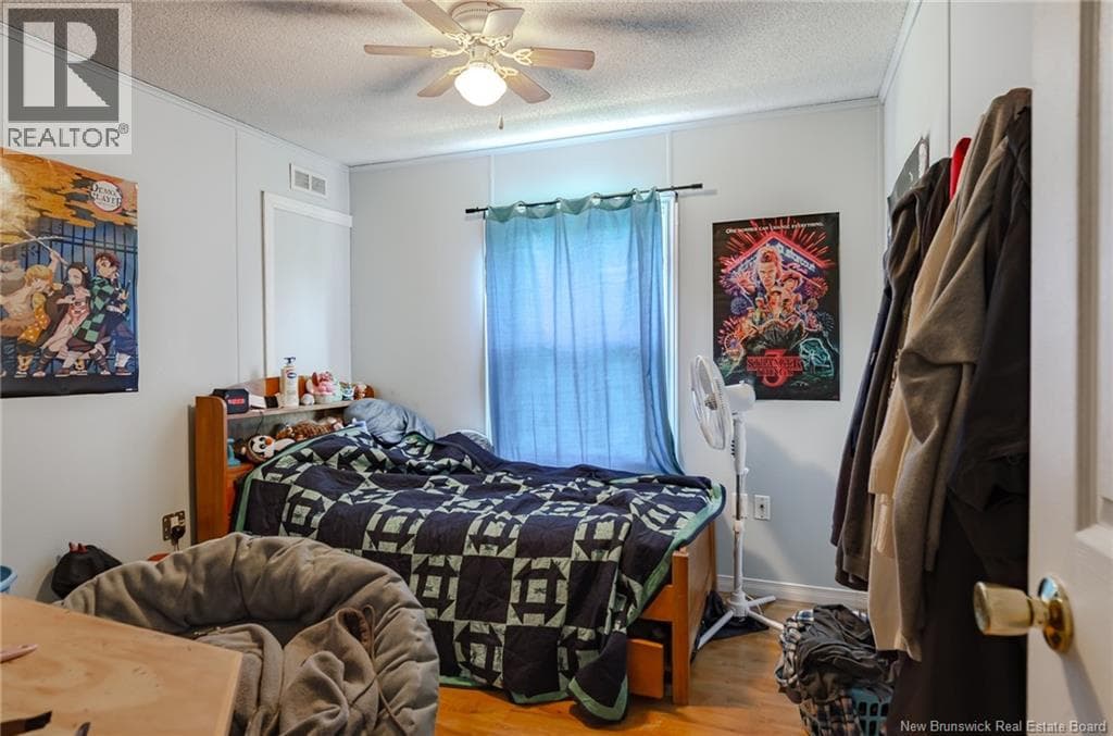 558 BONITA Avenue, photo 42